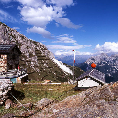 schronisko w Alpach